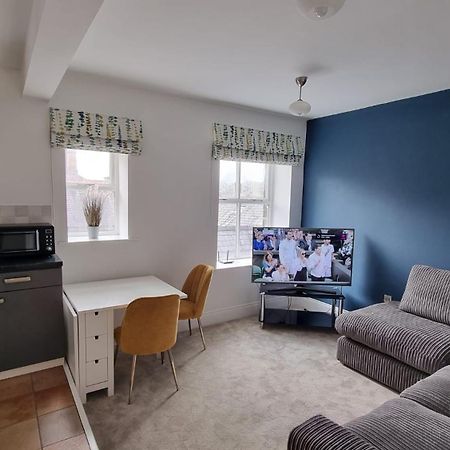 Cosy, Central Apartment Skipton Bagian luar foto