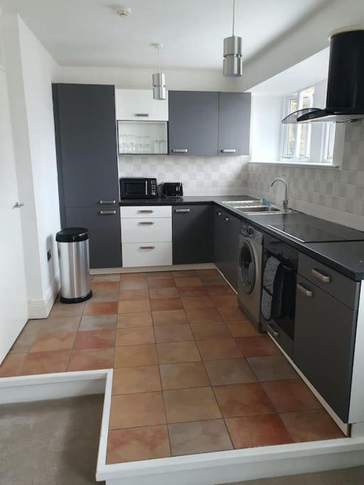 Cosy, Central Apartment Skipton Bagian luar foto